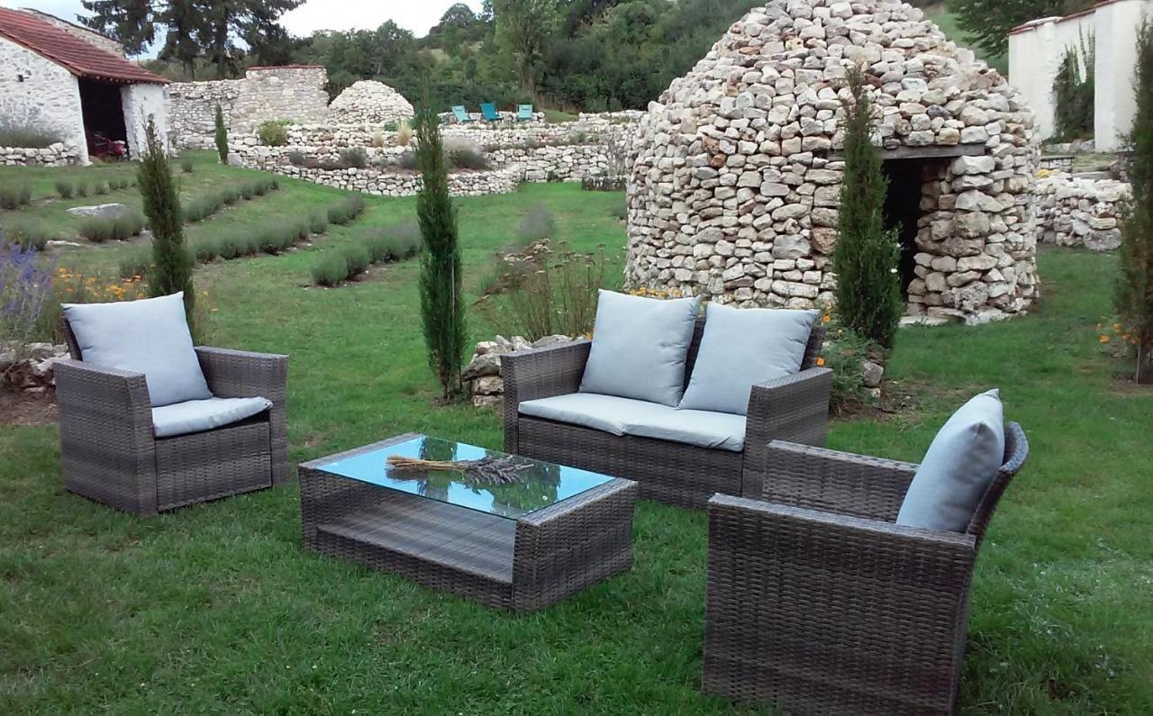 Les Bories En Champagne Villa Montlevon ภายนอก รูปภาพ