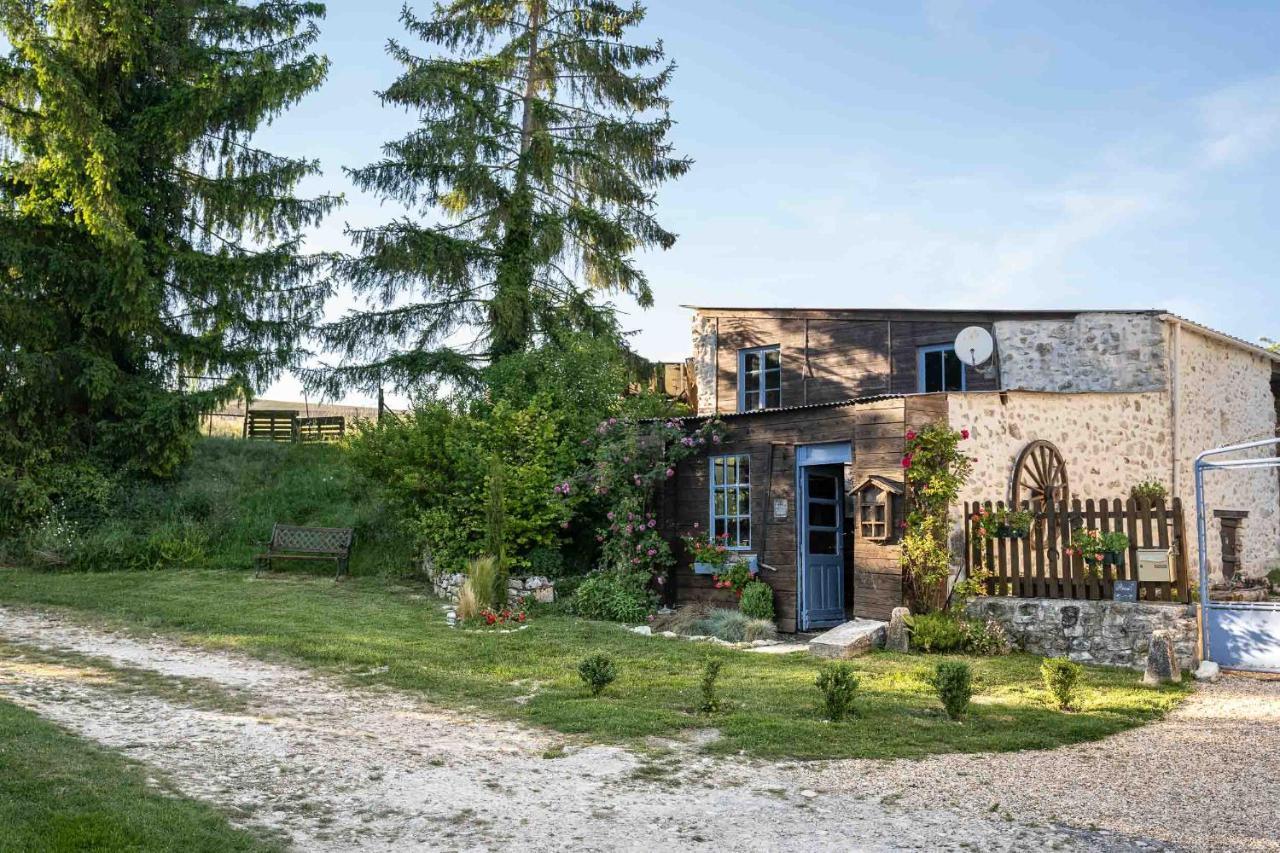 Les Bories En Champagne Villa Montlevon ภายนอก รูปภาพ
