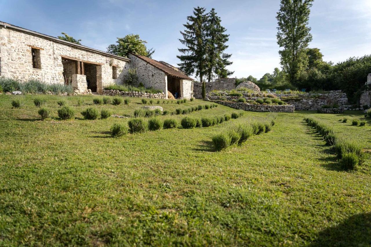 Les Bories En Champagne Villa Montlevon ภายนอก รูปภาพ